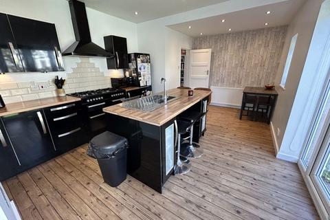 3 bedroom semi-detached house for sale, Llandudno Road, Penrhyn Bay