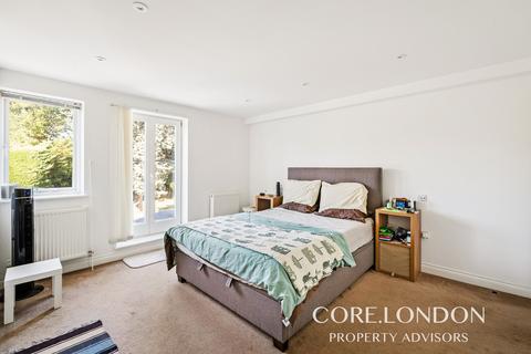 2 bedroom apartment to rent, Evelyn Grove, Ealing, W5