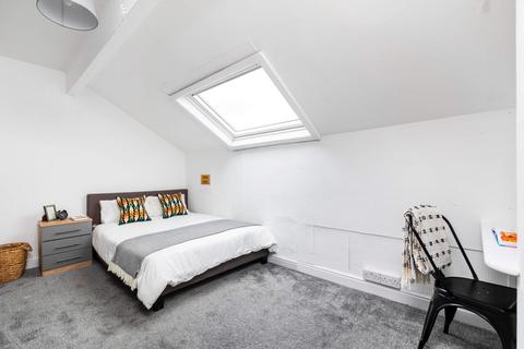 6 bedroom house to rent, Langdale Terrace, Leeds LS6