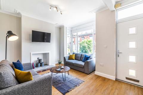 Graham Grove, Leeds LS4