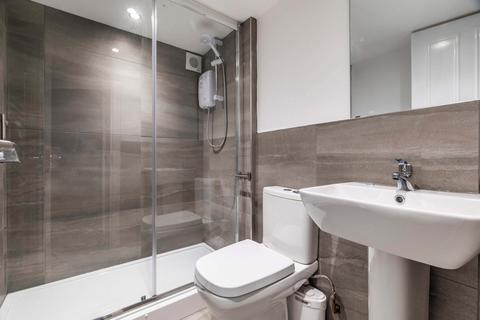 6 bedroom house to rent, Graham Grove, Leeds LS4