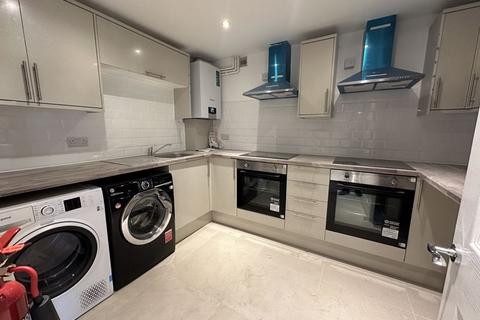 undefined, Greatfields Drive, Uxbridge, UB8