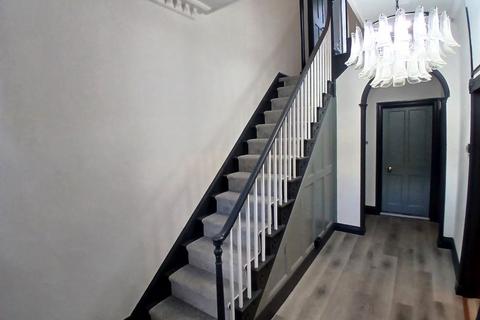 5 bedroom house to rent, Castle View, City Centre