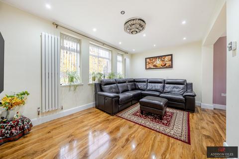 undefined, Reddington Drive, Slough, Berkshire, SL3