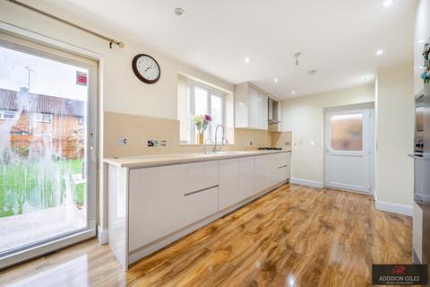 undefined, Reddington Drive, Slough, Berkshire, SL3