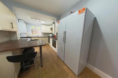 5 bedroom house to rent, Furness Road, Manchester M14