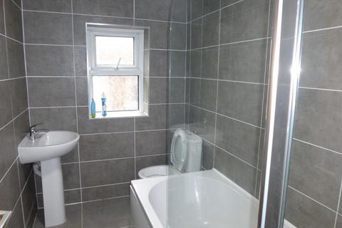 10 bedroom house to rent, Amherst Road, Manchester M14