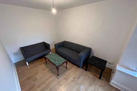 undefined, Edgeworth Drive, Manchester M14