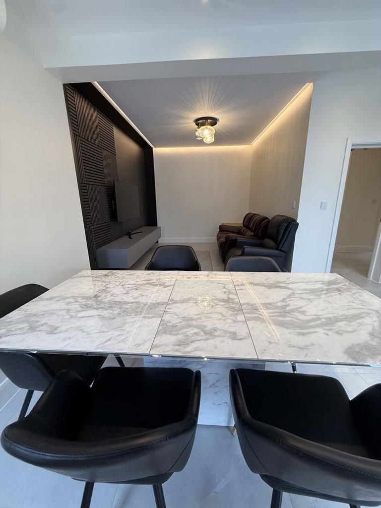 GF Dining &#43; Lounge