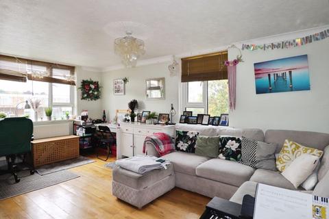 undefined, 5 Curlew Road, Bournemouth BH8