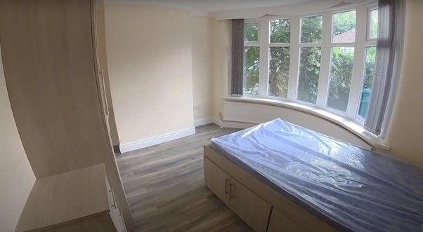 A bright and well-maintained double bedroom fea...