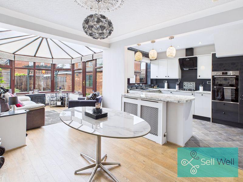 Kitchen/Diner/Conservatory