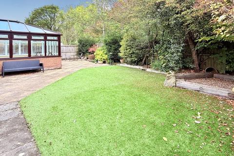 4 bedroom detached house for sale, Compton Gardens, Frome