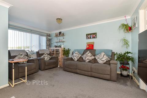 undefined, Perowne Way, Sandown PO36