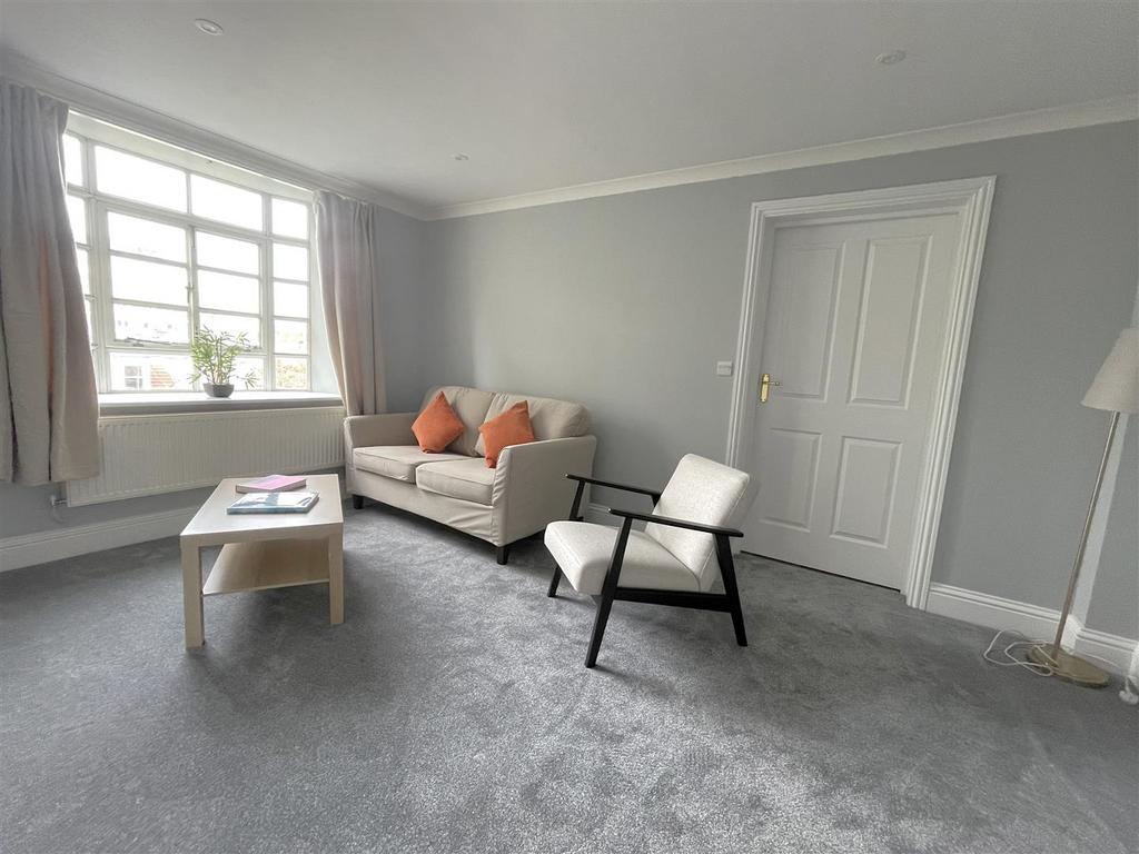Living Room.jpg