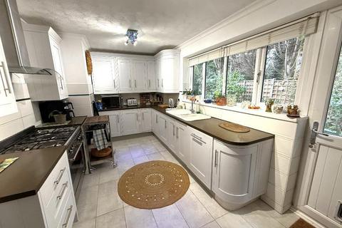 undefined, South Luton, Luton LU1