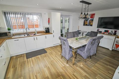 undefined, Eaton Leys, Milton Keynes MK17
