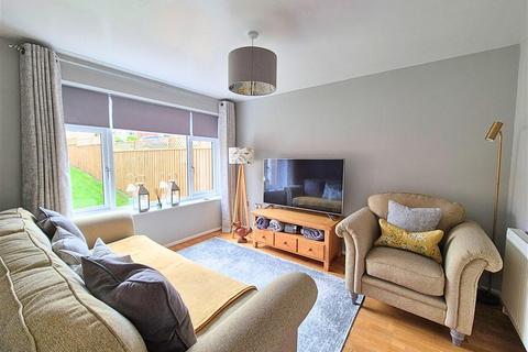 3 bedroom semi-detached house for sale, Danesfield Drive, Leominster, HR6 8HP