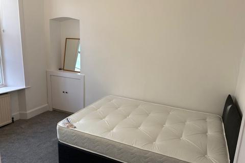 1 bedroom flat to rent, Canongate, Edinburgh, Midlothian, EH8