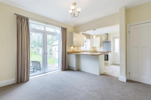 3 bedroom semi-detached house to rent, Endor Crescent, Burley in Wharfedale, Ilkley, LS29