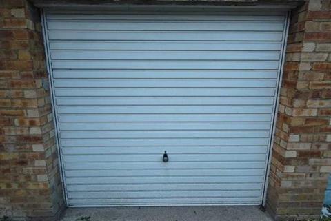 Garage to rent, High Street, Harlington UB3