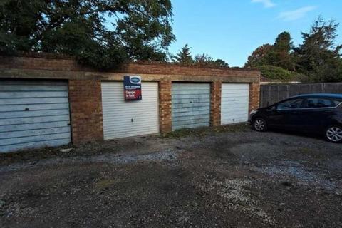 Garage to rent, High Street, Harlington UB3