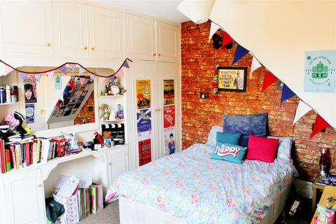 undefined, Thornville Avenue, Hyde Park, Leeds, LS6 1JS