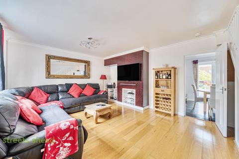 undefined, The Glade, Coulsdon, CR5