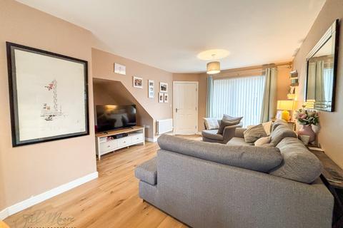 3 bedroom semi-detached house for sale, Meldon Close, Washington NE38