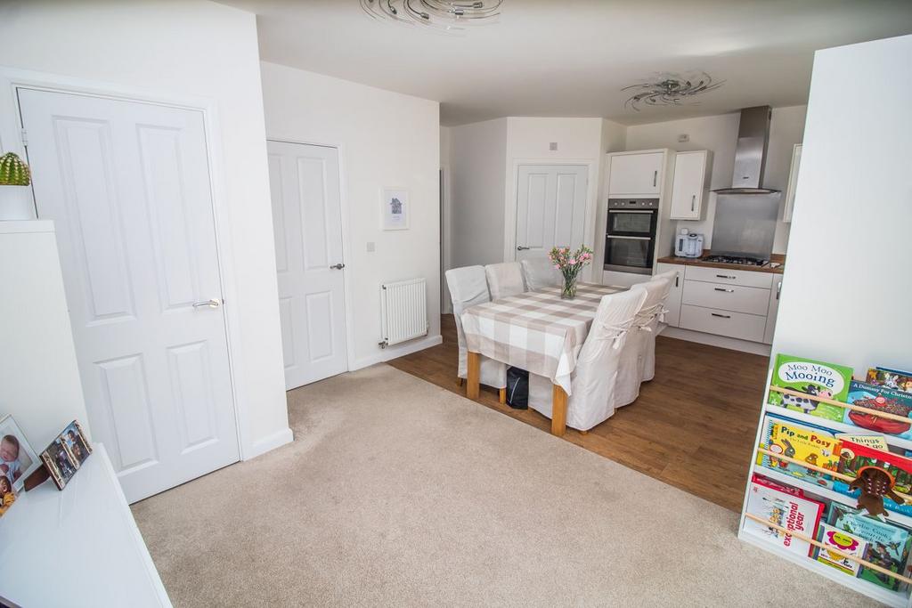 Kitchen/Diner Pic 2.