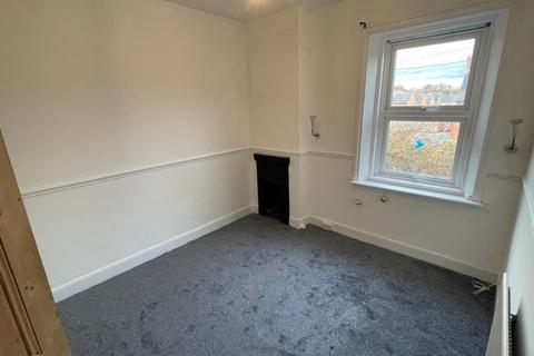 3 bedroom flat to rent, Newcastle upon Tyne NE4