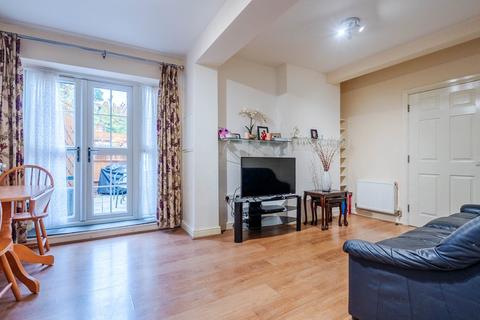 2 bedroom apartment for sale, Great Northern Road, Beds LU5