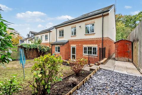 4 bedroom detached house for sale, Hall Lane, Horsforth, Leeds