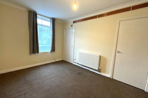 1 bedroom flat to rent, Ground floor flat, St. Catherines Avenue, Doncaster