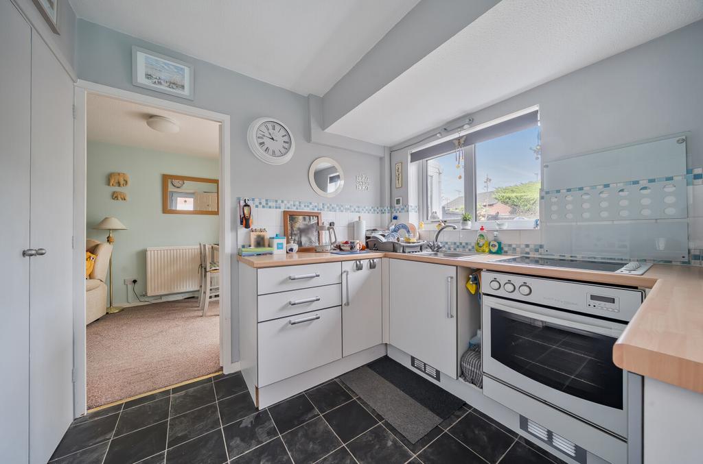 1365660-9-68f0cbd...