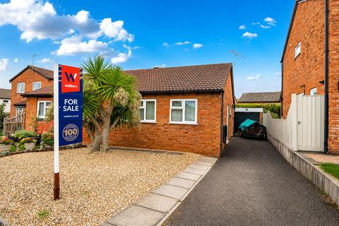 2 bedroom bungalow for sale, Woodrush Close, Taunton, Somerset, TA1