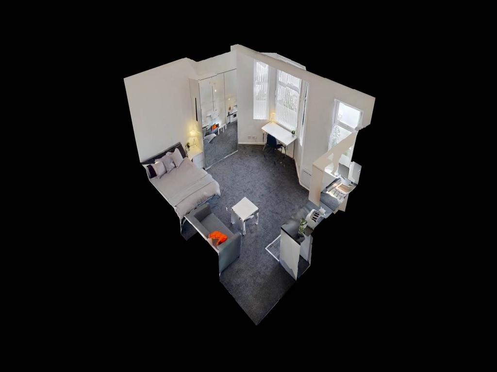 Well-presented studio apartment with a defined ...