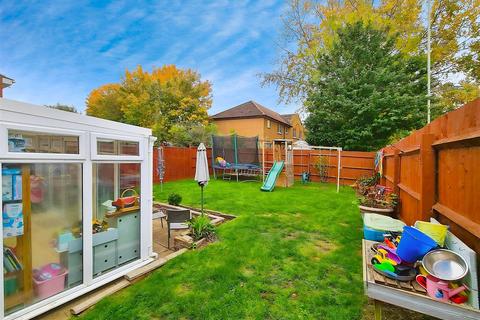 51 Berkeley Square, Hemel Hempstead, HP2 7QS