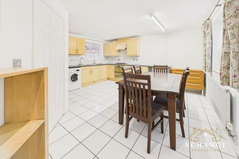 undefined, Clarkson Close, Nuneaton CV11