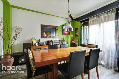 4 bedroom detached house for sale, Merlin Close, Leicester