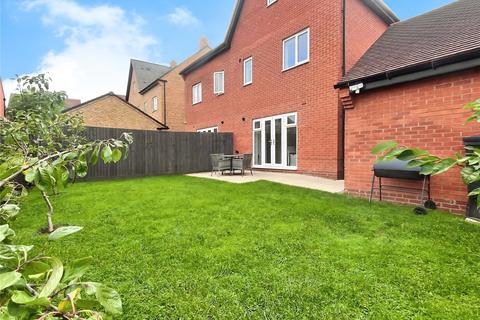 3 bedroom semi-detached house for sale, Hedge Furlong, Buckingham MK18
