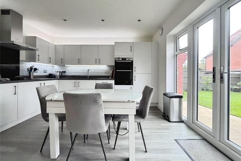 3 bedroom semi-detached house for sale, Hedge Furlong, Buckingham MK18