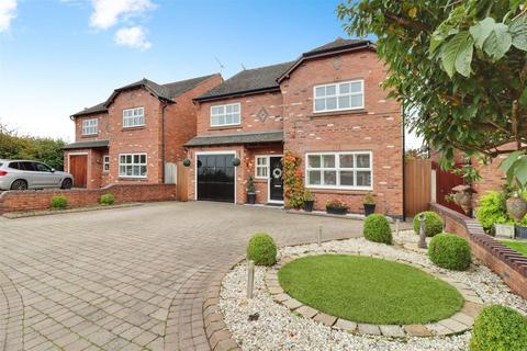 Hollyfields, Winterley, Sandbach