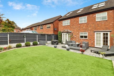 undefined, Hollyfields, Winterley, Sandbach