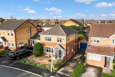 3 bedroom detached house for sale, Sorrin Close, Idle, Bradford