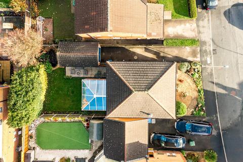 3 bedroom detached house for sale, Sorrin Close, Idle, Bradford