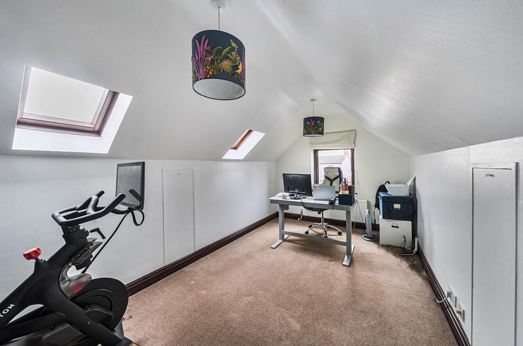 1364643-19-68ee73...