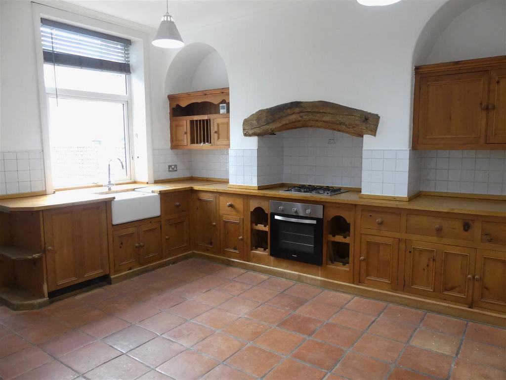 Dining kitchen