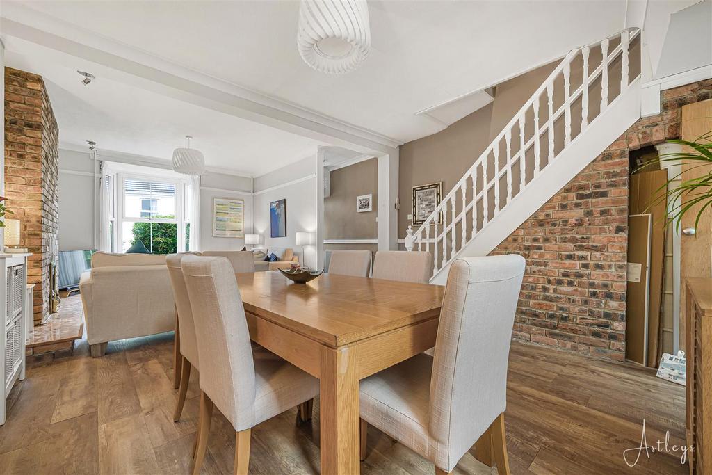 Living/Dining Room