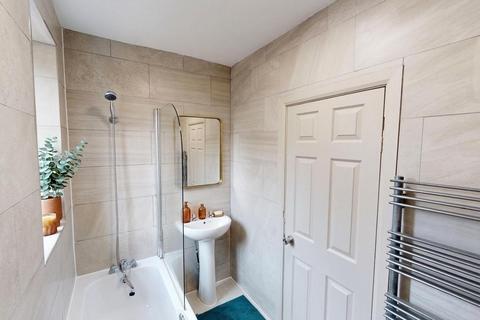 6 bedroom house to rent, Lindleywood Road, Manchester M14